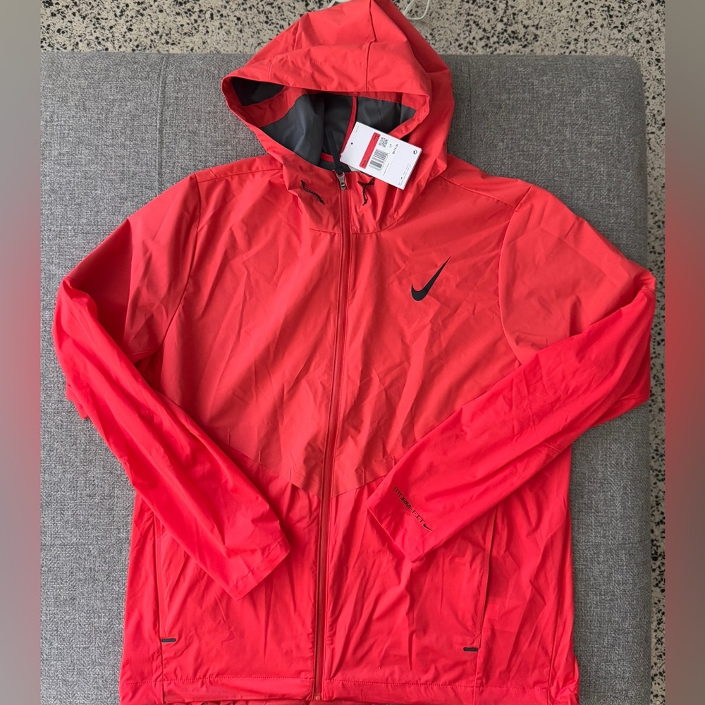 Nike AeroSwift Men's Storm-FIT Aerogami Running Jacket